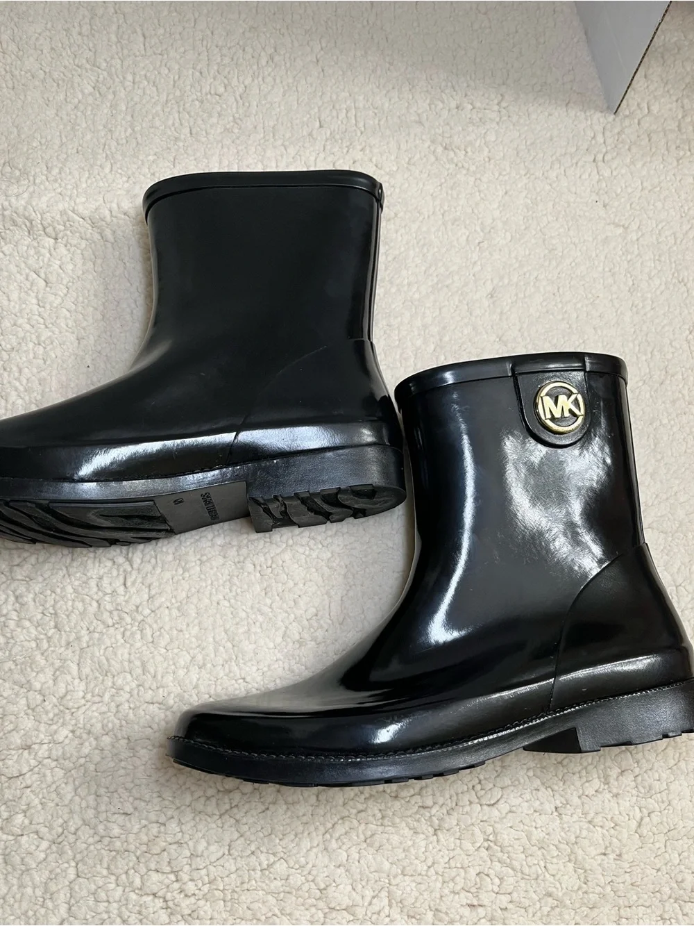 Michael Kors Benji Gold Logo Rain Boots Glossy Black Waterproof  Size 10